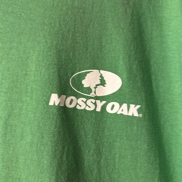Men's Mossy Oak T-Shirt.  New Never Been Worn. - Picture 2 of 4